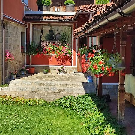 Радкината Къща Hotel โคปริฟชทิทซา ภายนอก รูปภาพ