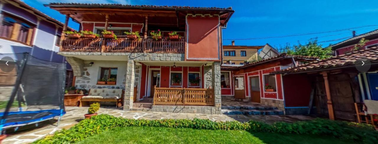 Радкината Къща Hotel โคปริฟชทิทซา ภายนอก รูปภาพ