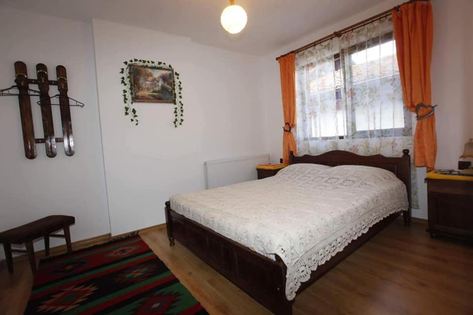 Радкината Къща Hotel โคปริฟชทิทซา ภายนอก รูปภาพ