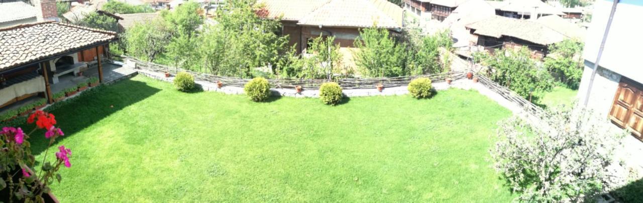 Радкината Къща Hotel โคปริฟชทิทซา ภายนอก รูปภาพ