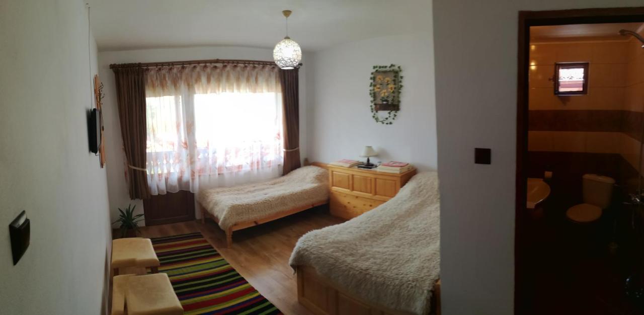 Радкината Къща Hotel โคปริฟชทิทซา ภายนอก รูปภาพ