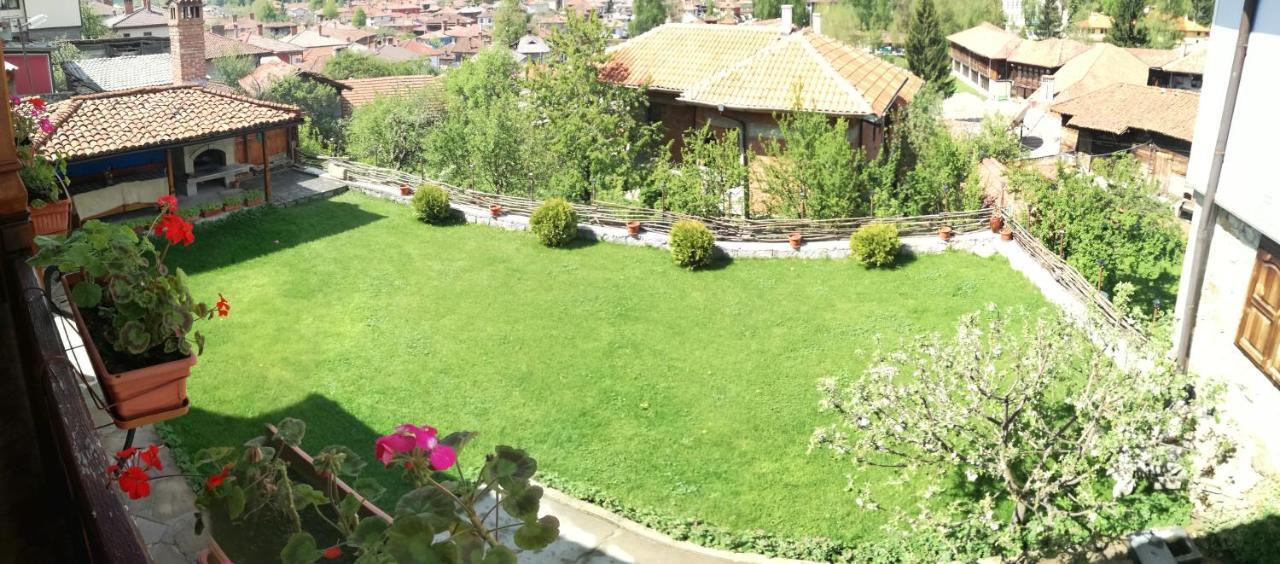 Радкината Къща Hotel โคปริฟชทิทซา ภายนอก รูปภาพ